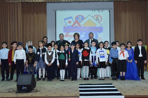 Yol polisi təhsil müəssisələrində tədbirləri davam etdirir - VIDEO