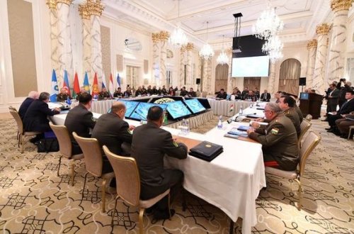 В Баку проходит заседание Совета министров обороны стран-членов СНГ - ФОТО