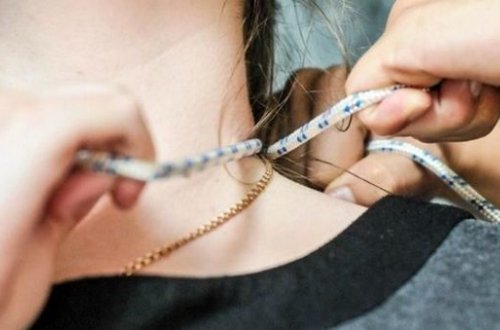 Məhkəmə arvadını iplə boğub öldürəni müalicəyə göndərdi