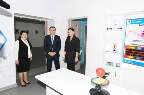 Mehriban Əliyeva Pirşağıdakı 10 saylı internat məktəbində - FOTO