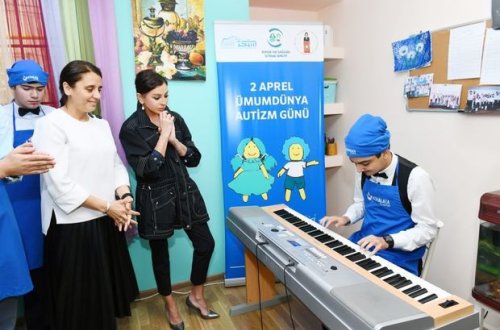 Mehriban Əliyeva Bakıdakı Autizm sindromlu uşaqlar üçün reabilitasiya Mərkəzində - FOTO