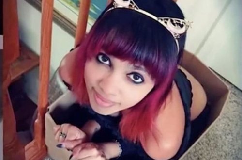 İnsan olmaqdan imtina edən qadın pişik oldu və “sahibini tapdı”