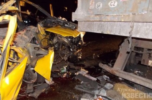 Azərbaycanda zəncirvari qəza: Beş nəfər xəsarət aldı - FOTO