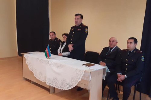 Məqsəd gəncləri zərərli təsirlərdən qorumaqdır