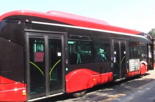 Paytaxtda marşrut avtobuslarının hərəkətində çətinlik yaranıb