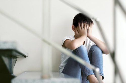 Bakıda 12 yaşlı oğlan evdən oğurluq etdi, anası onu polisə verdi