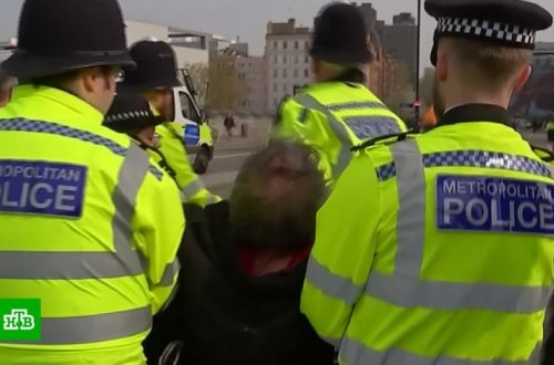 Британская полиция сообщила подробности о 39 погибших в грузовике