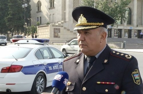 Yol polisi yağışlı hava şəraiti ilə əlaqədar piyadalara və sürücülərə müraciət edib