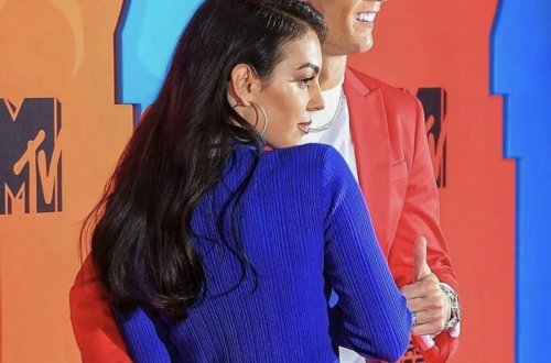 Ronaldo sevgilisi ilə MTV-nin tədbirində - FOTOLAR