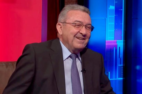 Misir Mərdanov məktəblərdə yığılan 