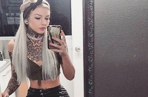 Gözlərinə mavi döymə elətdirən qız kor oldu — FOTOLAR