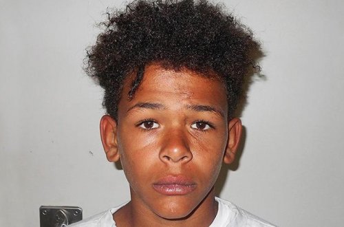 Обвиняемый в двойном убийстве 13-летний американец сбежал из суда