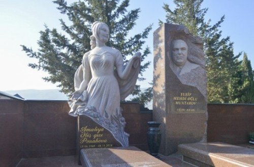 На могиле Амалии Панаховой установлен памятник - ФОТО