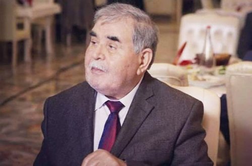 В Азербайджане скончался известный поэт