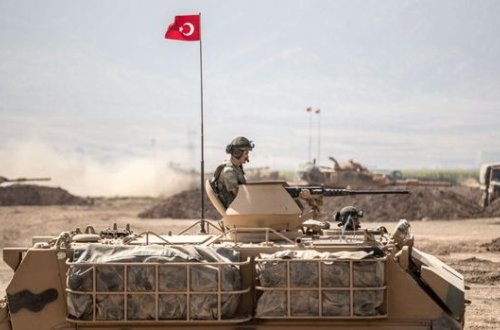 Турция приступила к депортации боевиков ИГИЛ