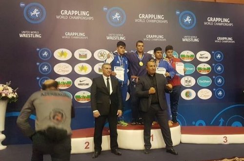 Сын азербайджанского экс-кикбоксера взял 