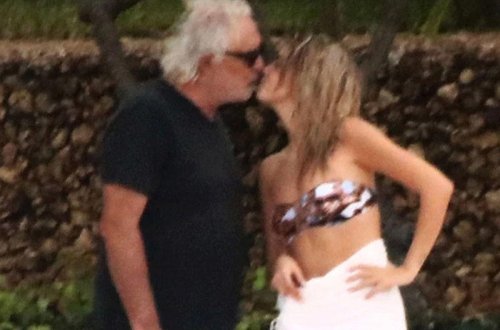 20 yaşlı tələbə qız babası yaşında iş adamı ilə öpüşərkən kameraya düşdü - FOTO