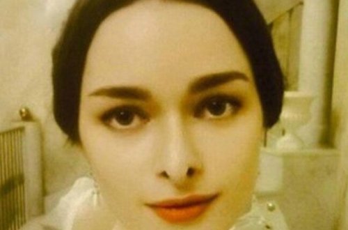 63 yaşlı tarixçi ilə sevgili olan 24 yaşlı qızın faciəsi - VİDEO