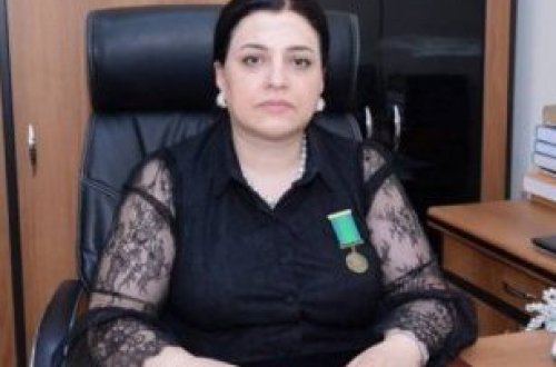 Bakı İqtisadiyyat və Humanitar Kollecində bacıların “rüşvət ansamblı” - ADLAR İDDİALAR