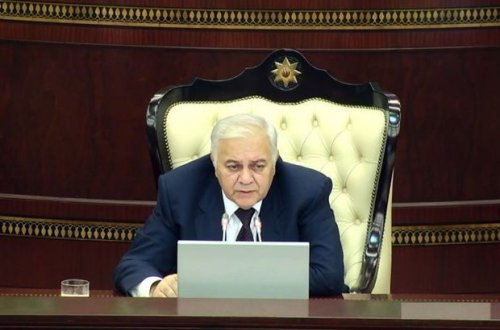 Oqtay Əsədovdan deputatlara - XƏBƏRDARLIQ