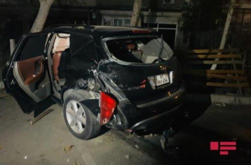 Bakıda qayda pozan sürücü qəza törədib - VİDEO