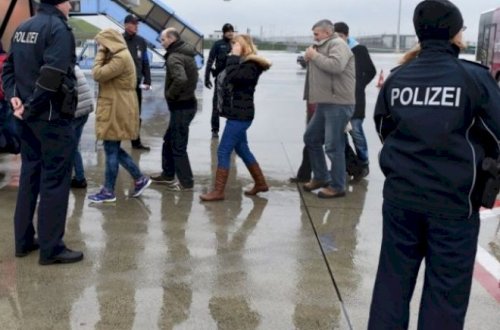 Bu gecə 140 mühacir Bakıya yola salınıb