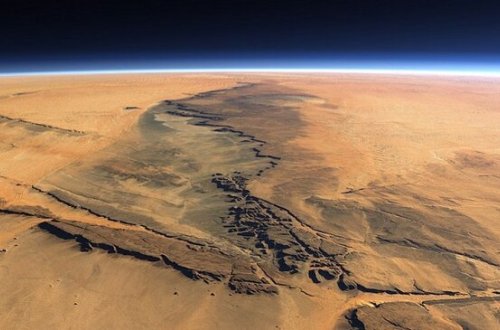 Marsda müəmmalı şəkildə oksigen artır - VİDEO