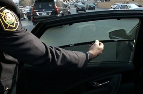 Вступает в силу запрет на использование шторок и пленок в автомобилях