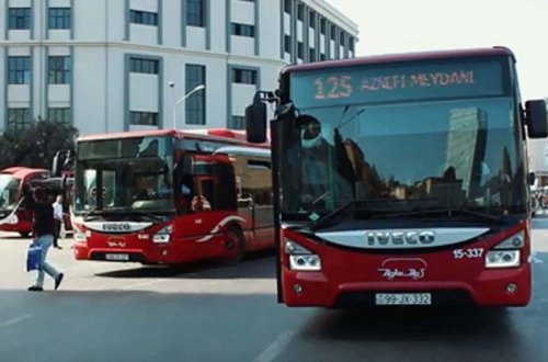 “28 May” metrostansiyası yaxınlığında nəqliyyat sıxlığı aradan qaldırılıb - BNA - VİDEO