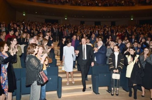 Мехрибан Алиева разместила публикации, посвященные творческому вечеру Максима Галкина - ФОТО