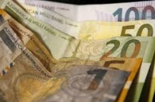 İşləmədiyi müddətdə pul almaq istəyənlərin nəzərinə! - VİDEO