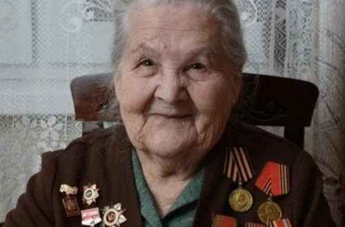В России участница Великой Отечественной войны стала блогером в 97 лет