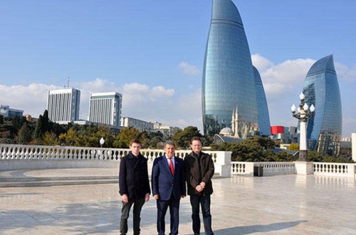 Cəlil Məmmədquluzadənin nəslinin davamçıları ilk dəfə Azərbaycana gəliblər - YENİLƏNİB - FOTO