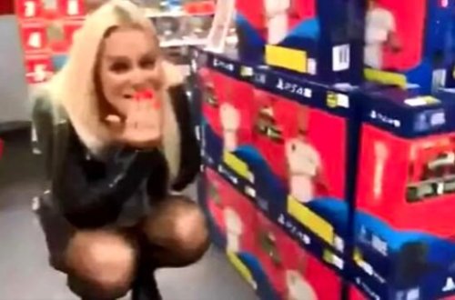 Qadın kompüter mağazasını tualetlə səhv saldı - FOTO