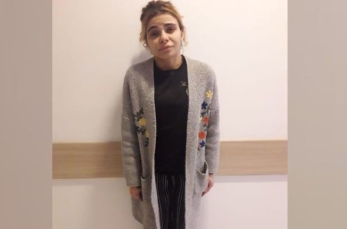 Bakıda evdən 10 min manata yaxın pul oğurlayan qadın ƏLƏ KEÇDİ