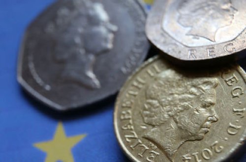 Britaniya pullarını məhv edir – “Brexit” təxirə salındığına görə