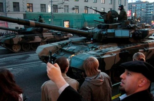 Rus tankları şəhər döyüşlərinə uyğunlaşdırıldı