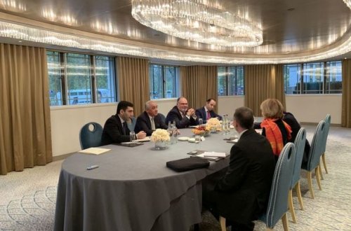 Али Асадов встретился в Лондоне с баронессой Эммой Николсон