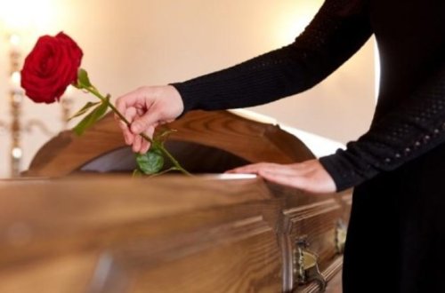 В США под зданием школы нашли кладбище с 145 могилами