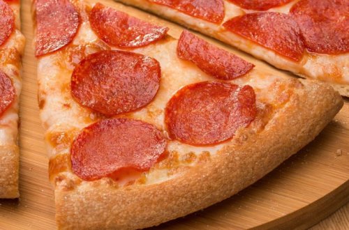 Дочь спасла мать от избиения, заказав пиццу