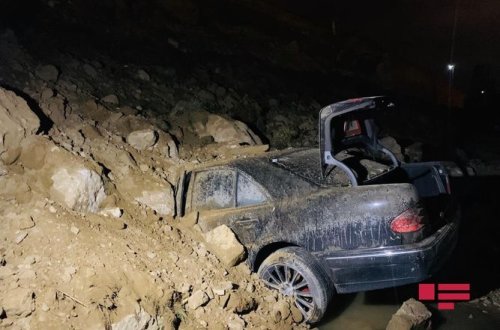 Bakıda yağışdan sonra dəhşət yaşandı - HADİSƏ ANI - VİDEO