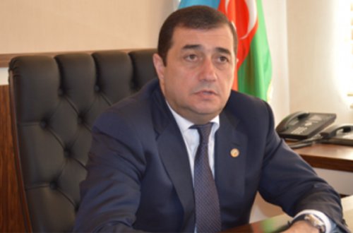 Azərbaycanda bu icra başçısı vətəndaşları qəbul etmir - Foto