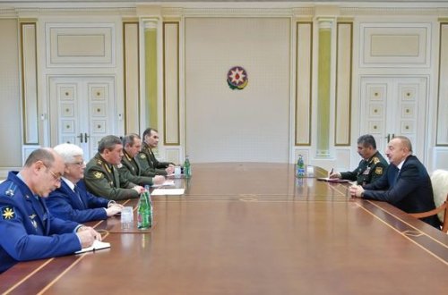 Президент встретился с Валерием Герасимовым - ФОТО