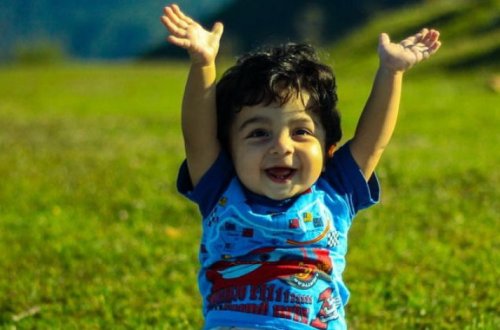 В Казахстане создали мобильное приложение на азербайджанском языке