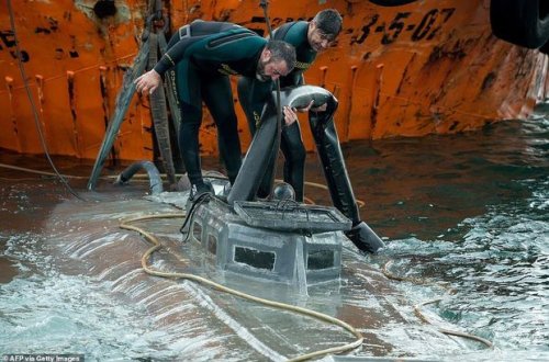 Dünyada ilk narko-sualtı gəmi ələ keçirdi - VİDEO