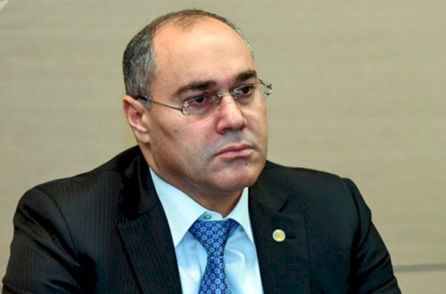 “Gömrük boğaza kimi bataqlığın içindədir, camaatı incitməklə məşğuldur” - Ekspert