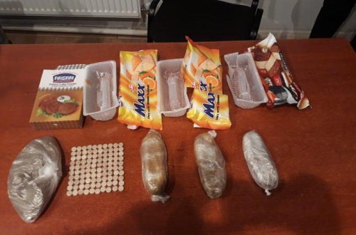 İrandan Azərbaycana gətirilən şirniyyatın içərisindən narkotik çıxdı