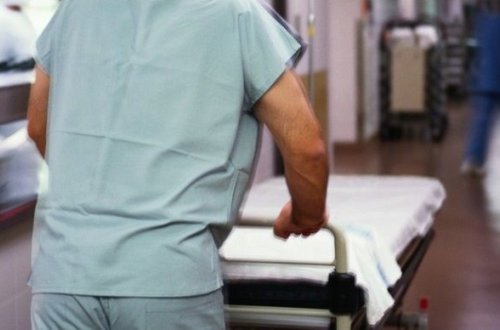 Bakıda bir ailənin dörd üzvü zəhərləndi