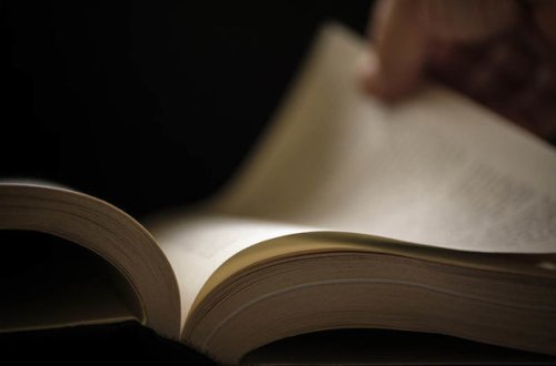 В Иране представили провокационную книгу о Карабахе - ФОТО