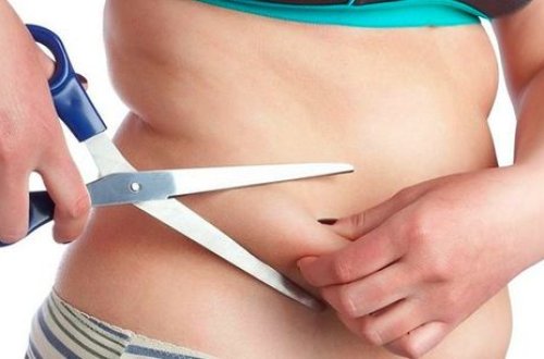 Диетологи объяснили, как бороться с жиром на животе после 40 лет